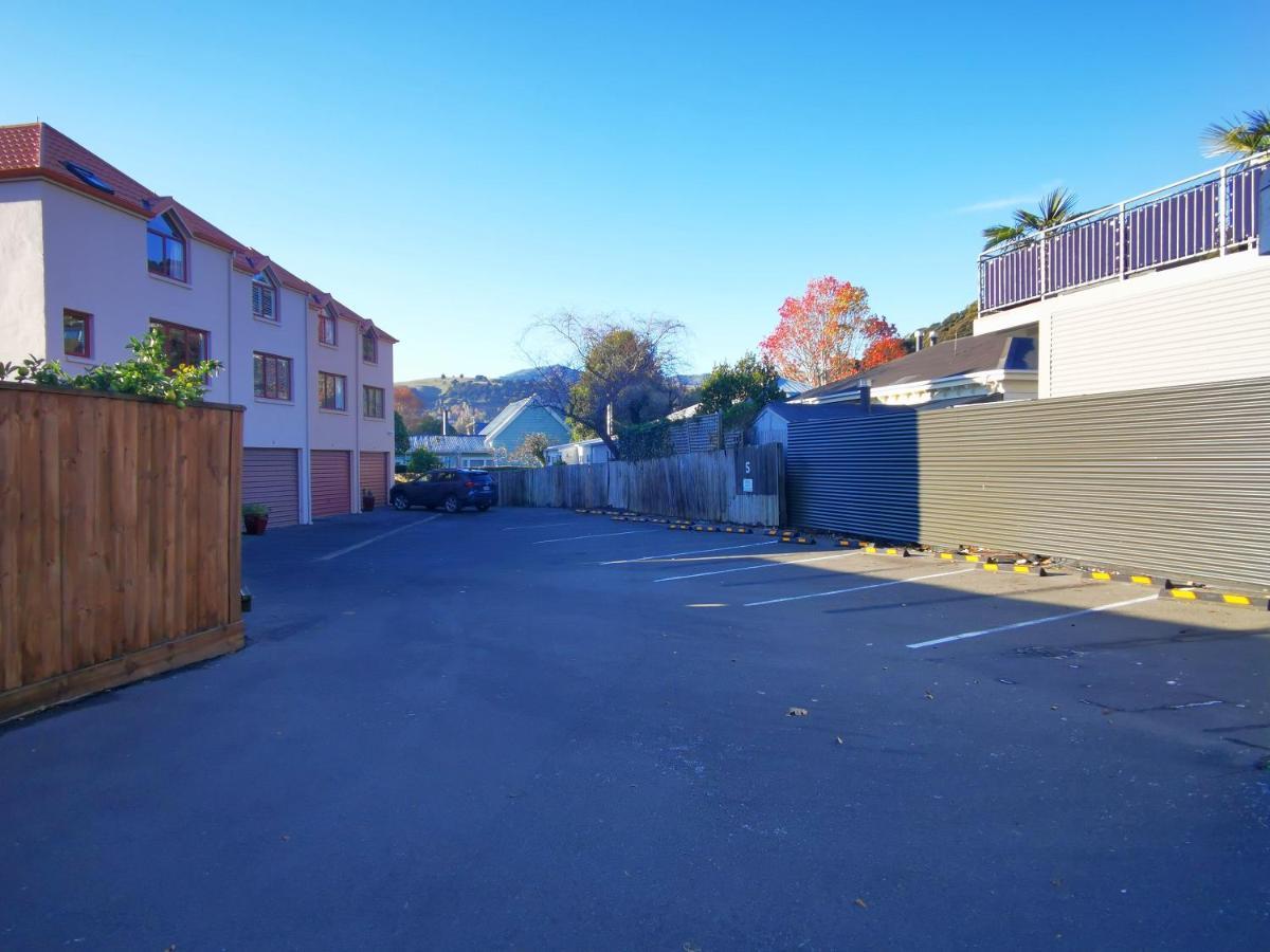 Les Troupes Apartments Akaroa Exterior foto