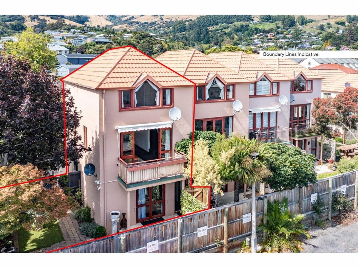 Les Troupes Apartments Akaroa Exterior foto