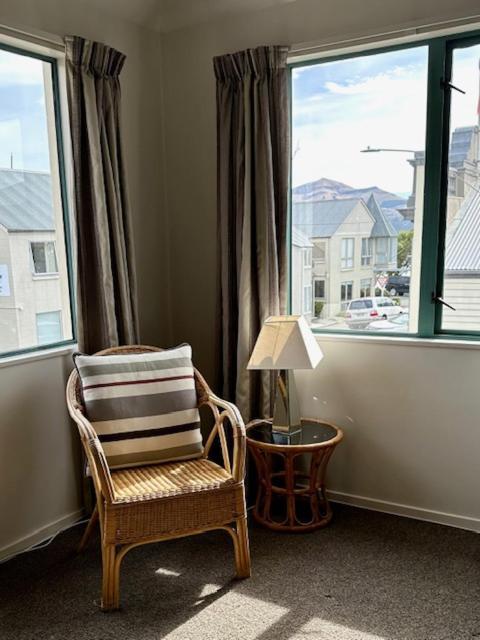 Les Troupes Apartments Akaroa Exterior foto